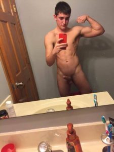 Muleke Gostoso Mandando Nuds Pelo App E Vazou PORNO GAY SEXO GAY